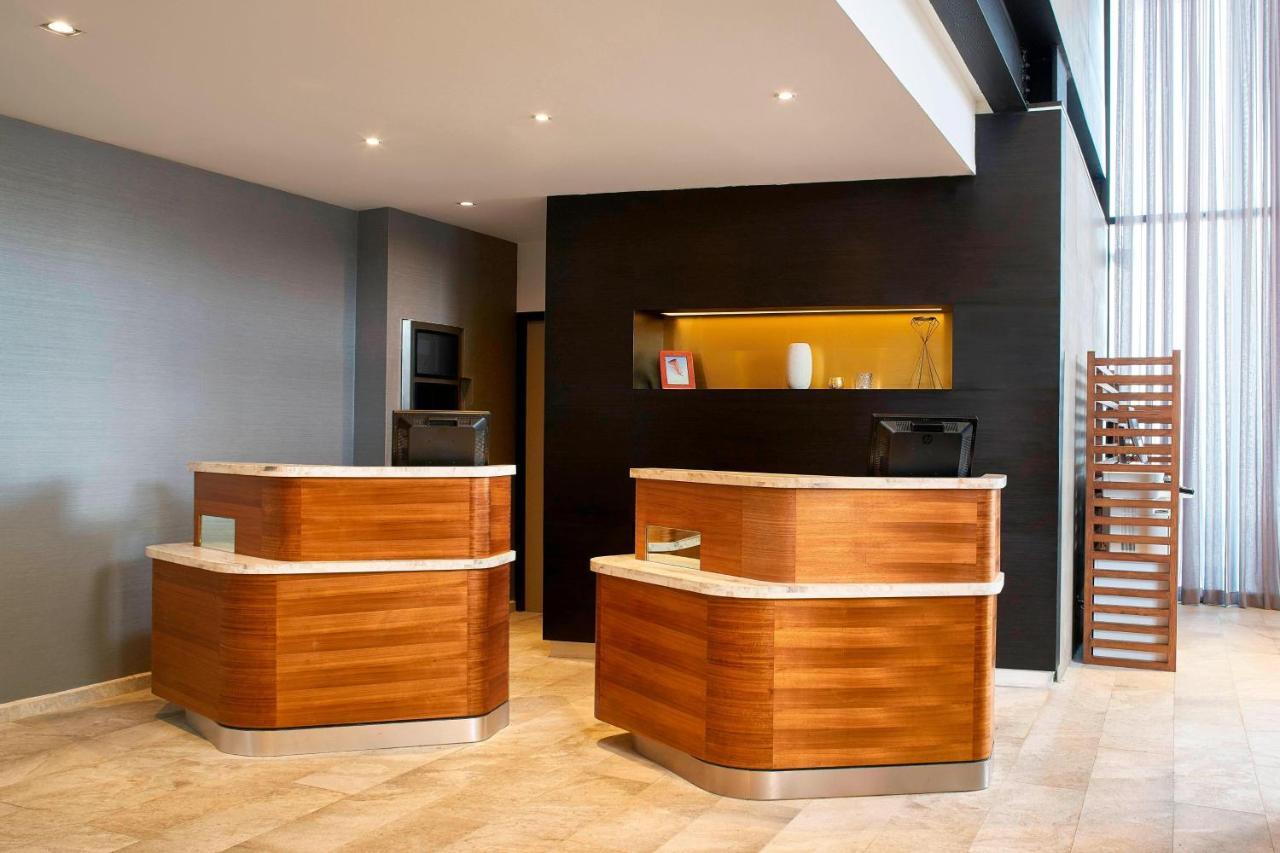 Courtyard By Marriott Mexico City Toreo Exterior foto