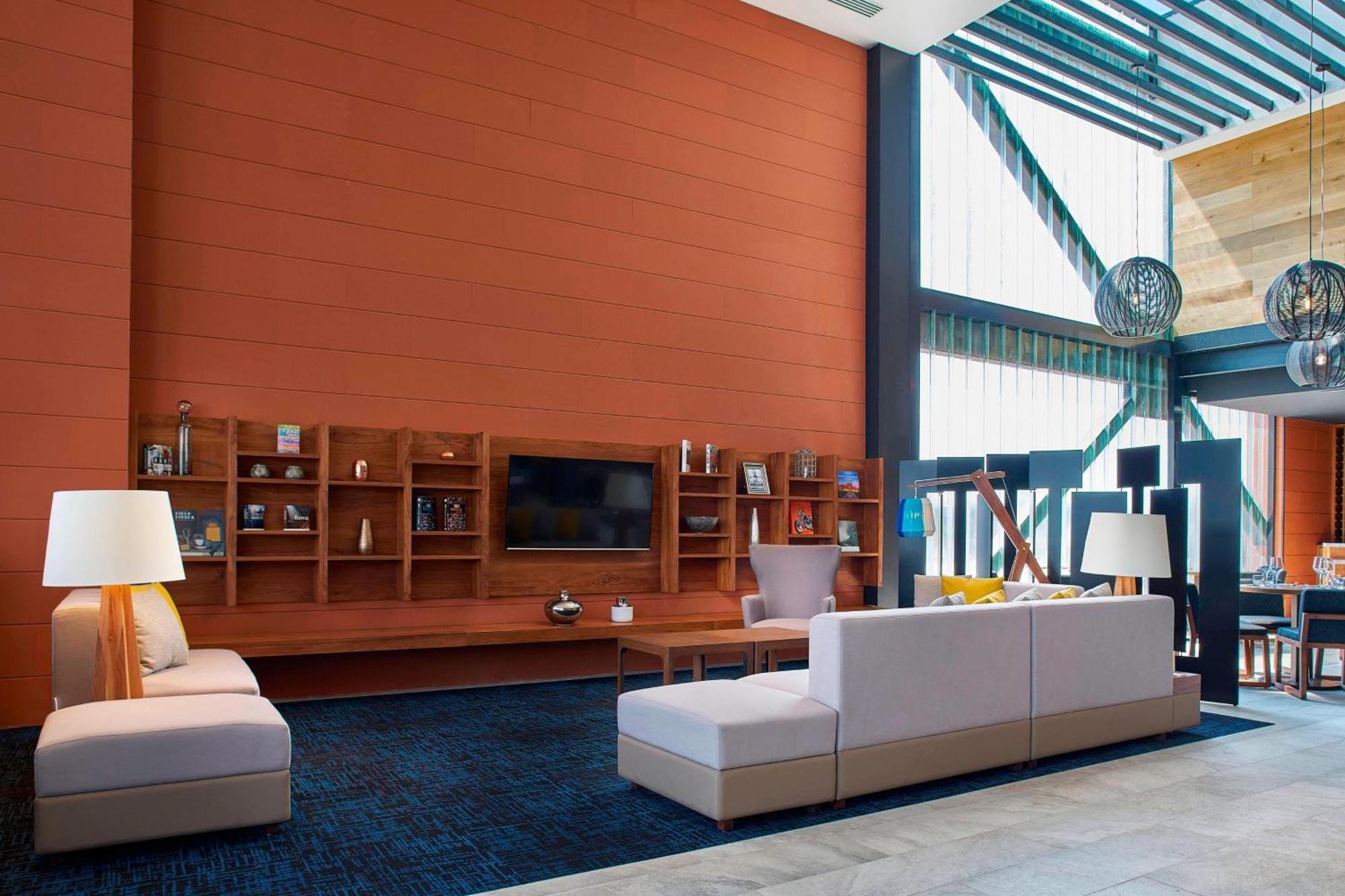 Courtyard By Marriott Mexico City Toreo Exterior foto
