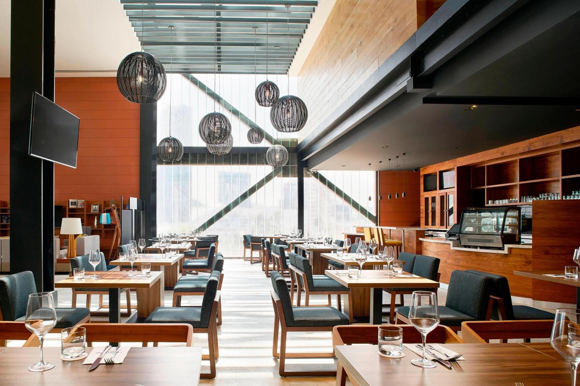 Courtyard By Marriott Mexico City Toreo Exterior foto