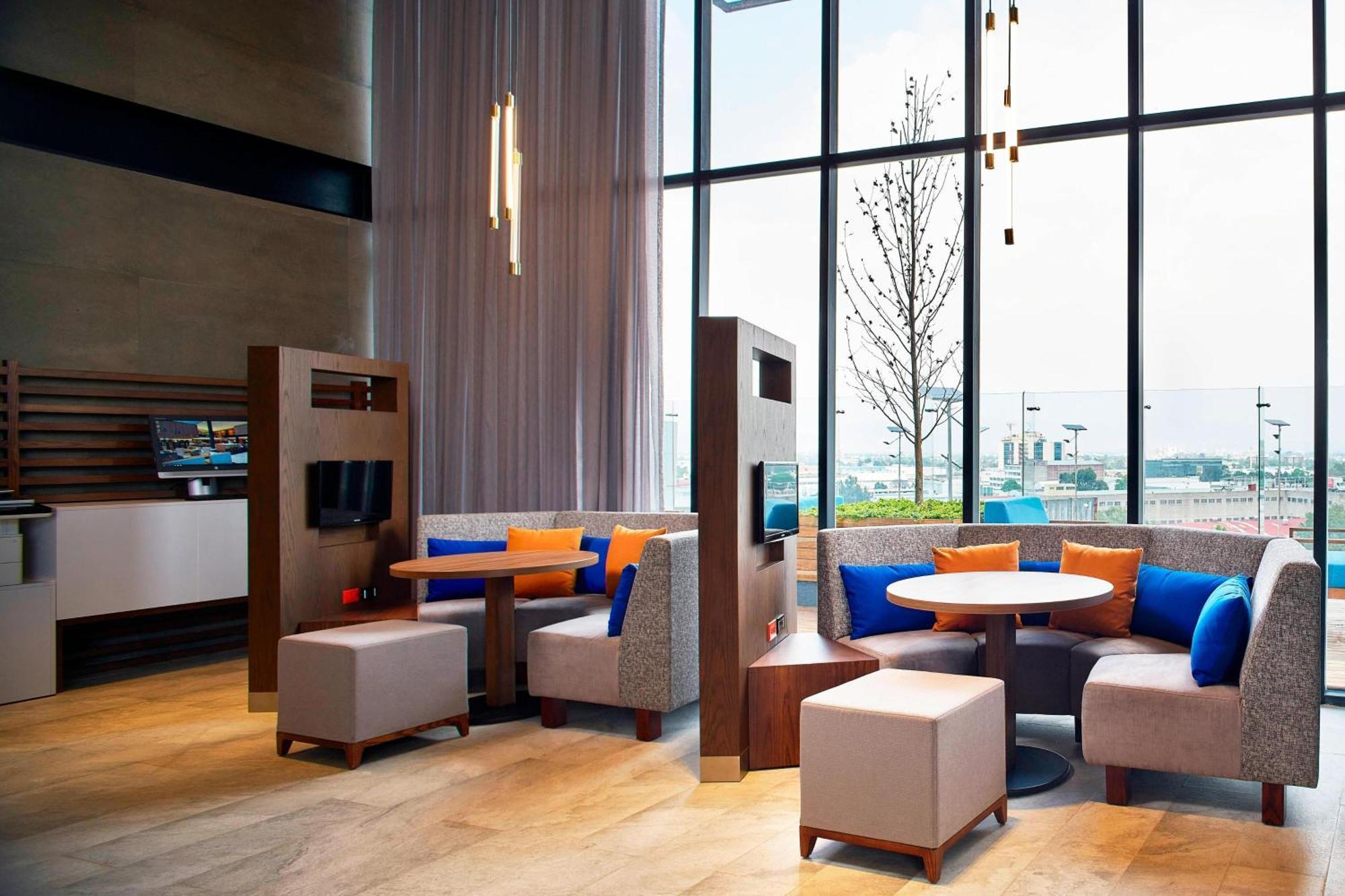 Courtyard By Marriott Mexico City Toreo Exterior foto