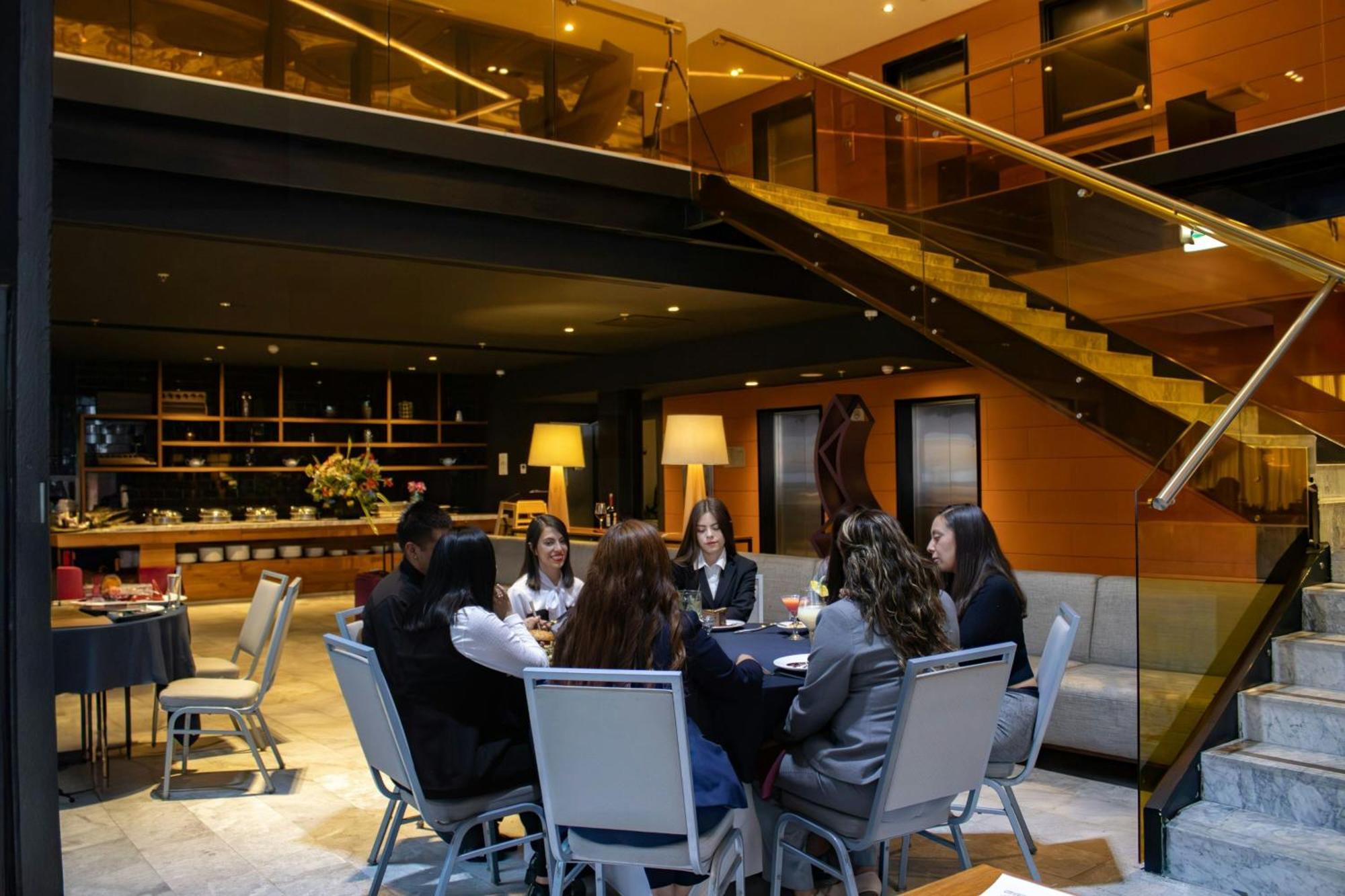 Courtyard By Marriott Mexico City Toreo Exterior foto
